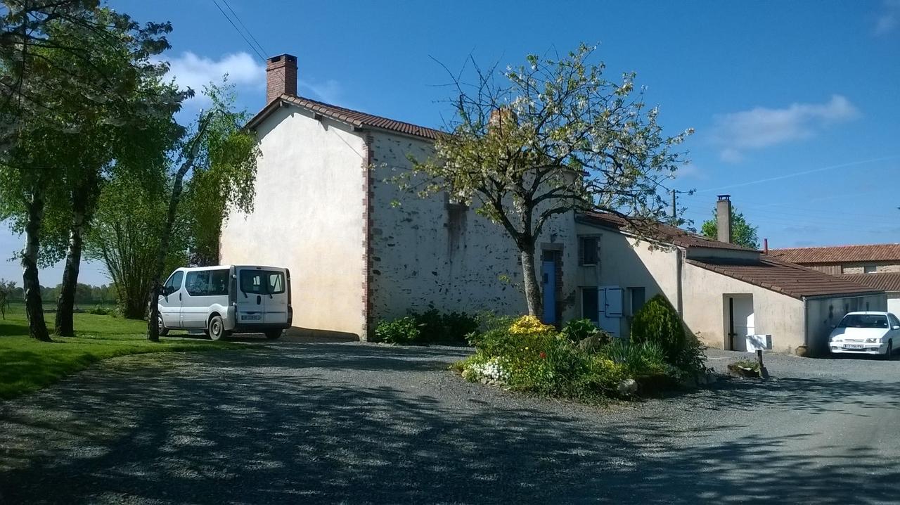 Bed and Breakfast Vendrennes Chez Florymarysol Esterno foto