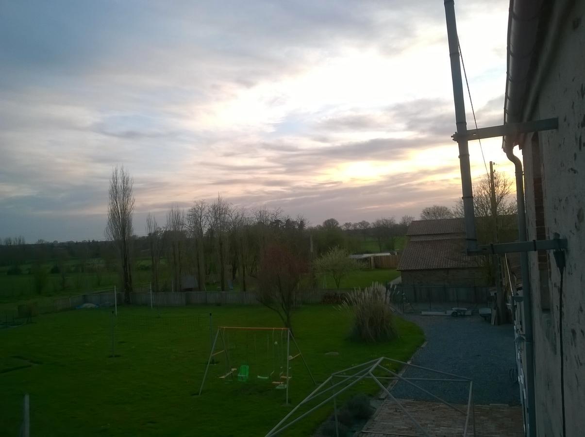 Bed and Breakfast Vendrennes Chez Florymarysol Esterno foto
